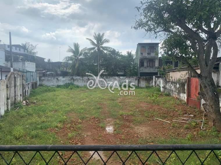 Land sale in Dehiwala