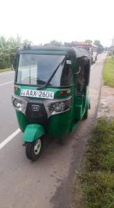 Bajaj Three Wheel 2015 for Sale, maruads.lk