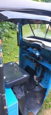Bajaj Three Wheel for Sale, maruads.lk
