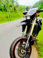 Suzuki DR-Z, maruads.lk